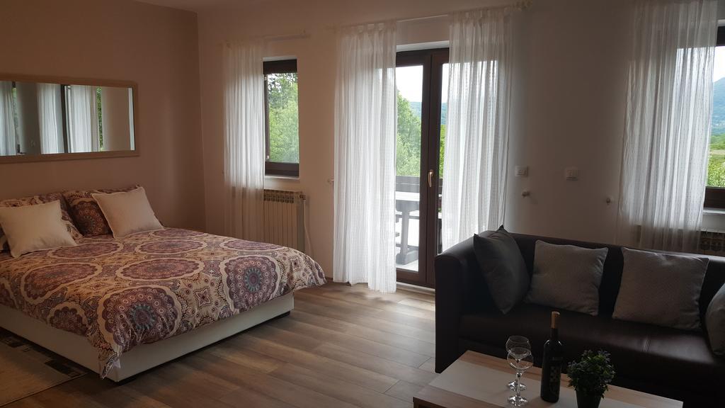 House Tudic Apartment Dreznik Grad Bagian luar foto